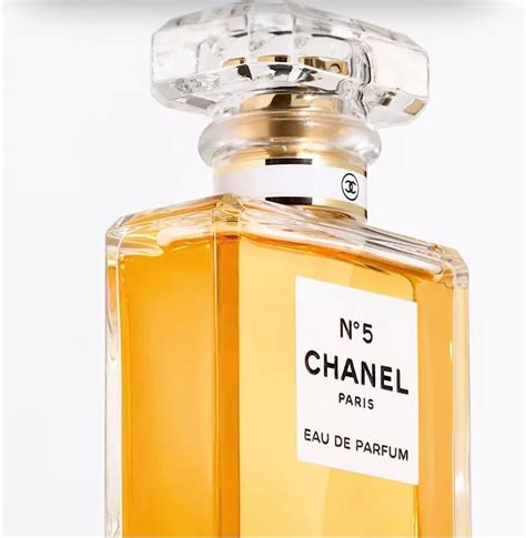 chanel no 5 kristiana